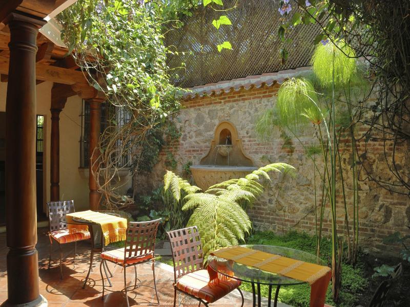 Hotel Lo De Bernal Antigua Dış mekan fotoğraf