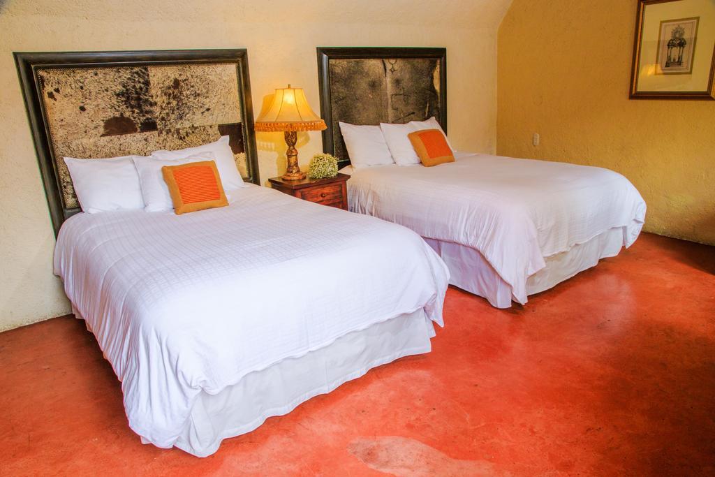 Hotel Lo De Bernal Antigua Dış mekan fotoğraf