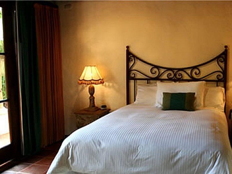 Hotel Lo De Bernal Antigua Dış mekan fotoğraf