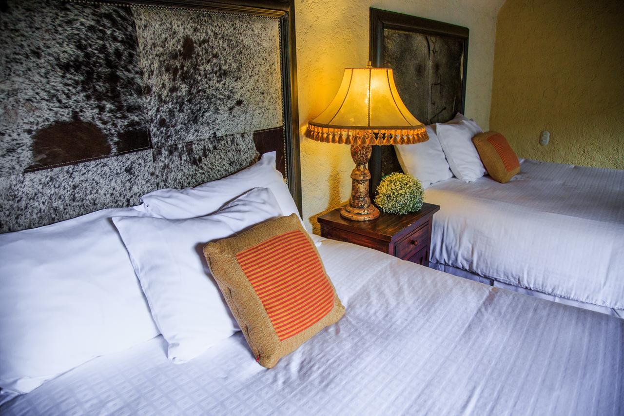 Hotel Lo De Bernal Antigua Dış mekan fotoğraf