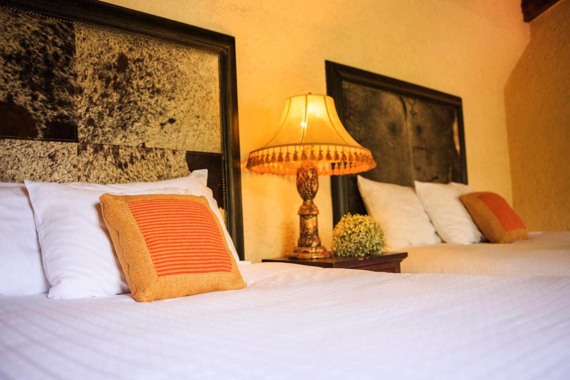 Hotel Lo De Bernal Antigua Dış mekan fotoğraf